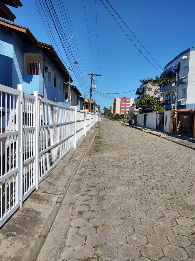 Apartamento Ubatuba - Praia Grande - 200M Da Praia Kültér fotó